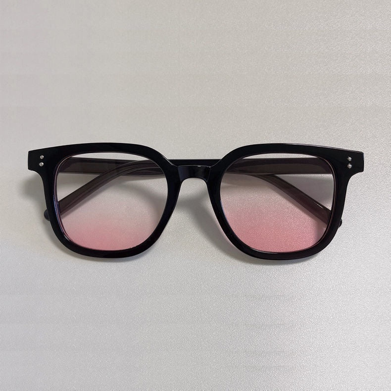 Gradient Sunglasses for Sweet & Elegant Look