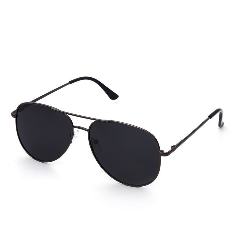 Classic Foldable Sunglasses for Everyday Style