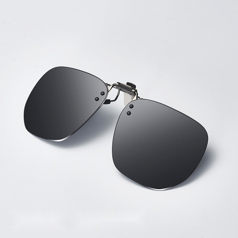 Lightweight Polarized Clip-On Shades