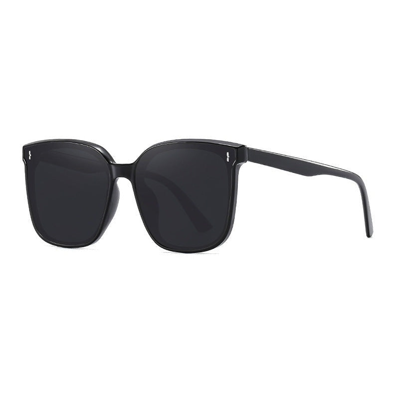High-quality lenses that offer UV400 protection